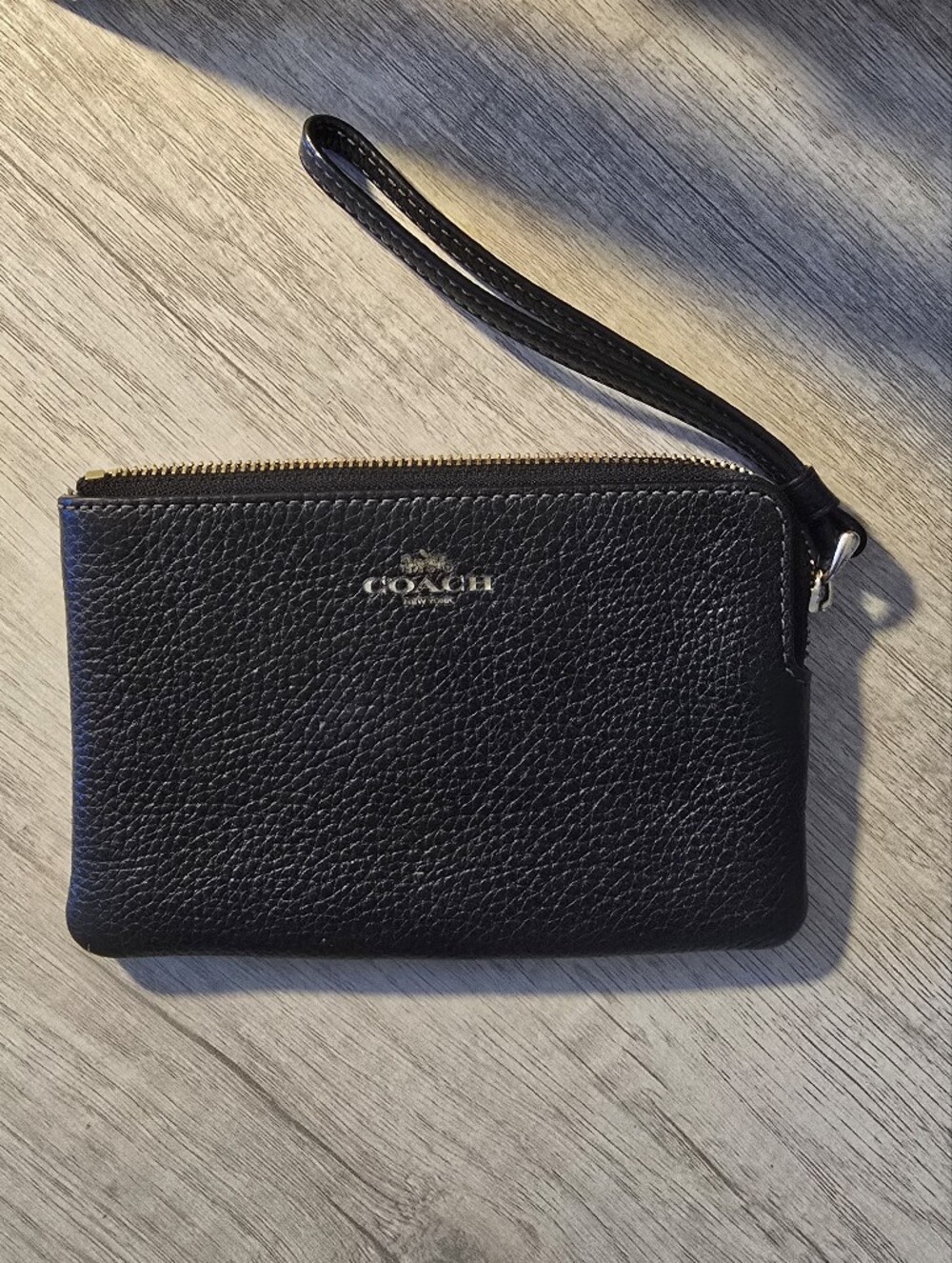 Black Pebbled Leather Top Zip Wristlet Wallet Gold Tone Hardware